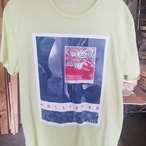 Hollister Teeshirt
